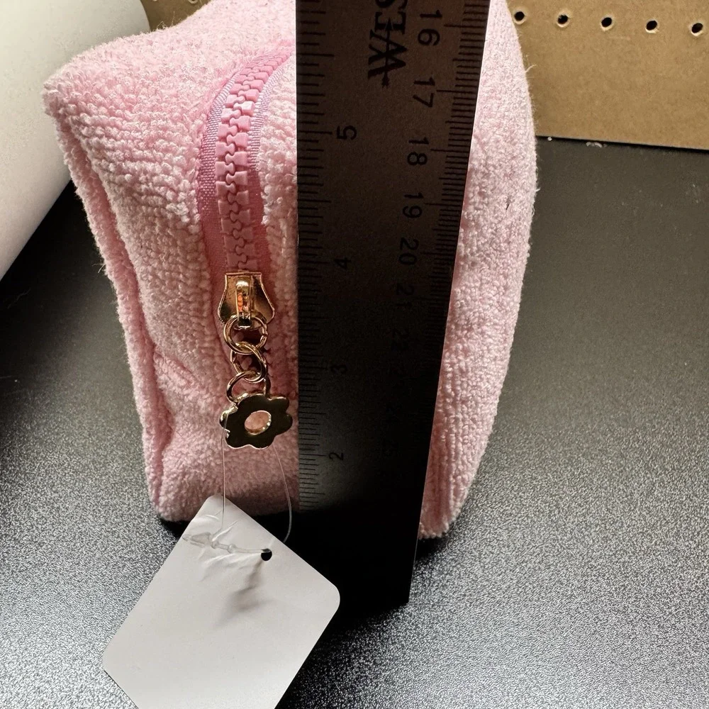 Pink Pouch Terry Cloth Summer Travel Survival Kit bag Kirkland's Home NWT‎ Flaw